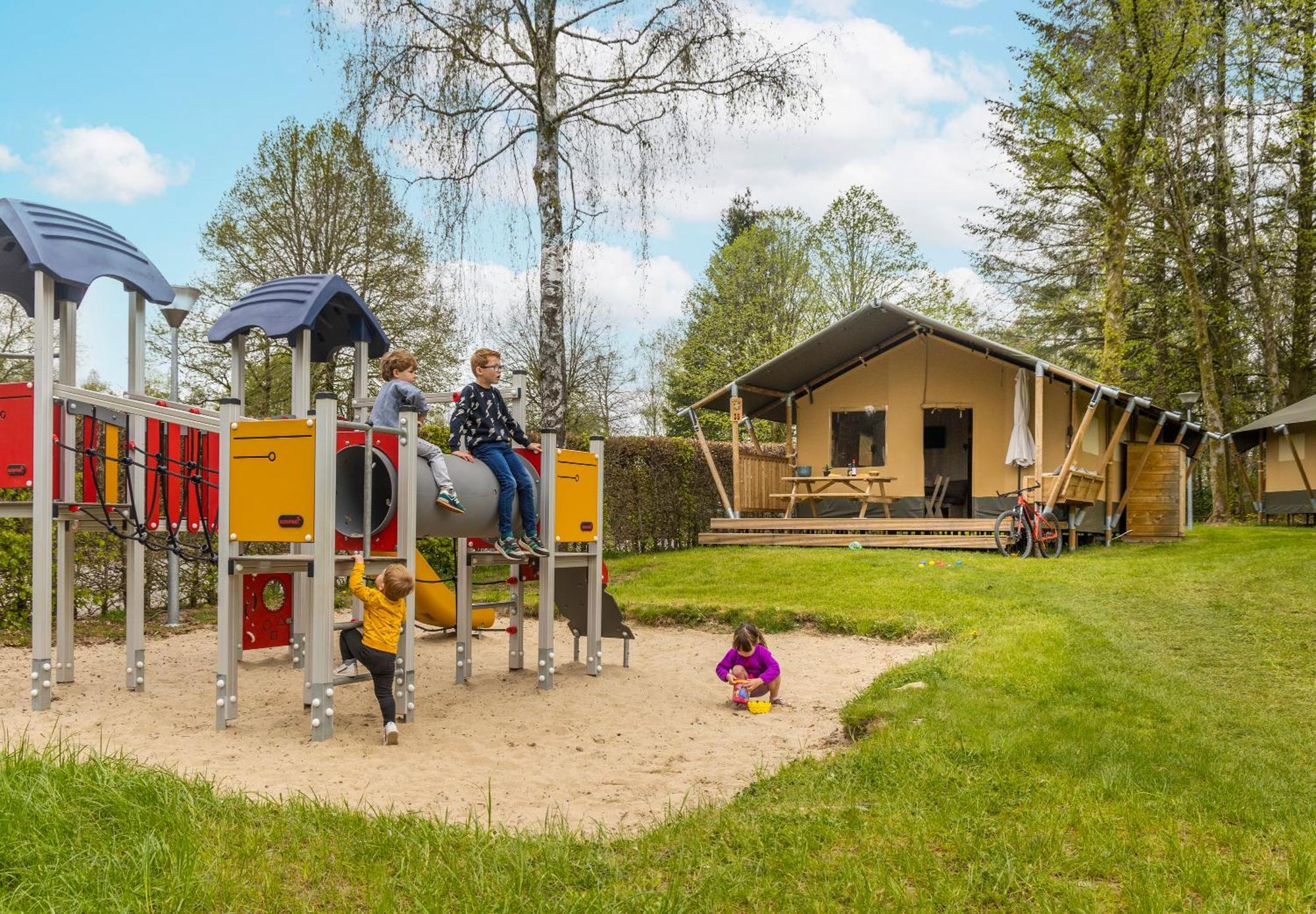 Ardennen Camping Bertrix Exteriér fotografie